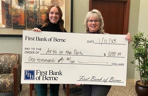 FIRST BANK OF BERNE DONATES TO ARTS IN THE PARK